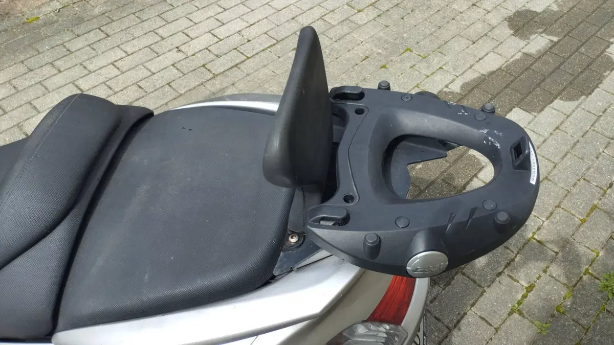 Yamaha Majesty 400 (2004 - 08)  (8)