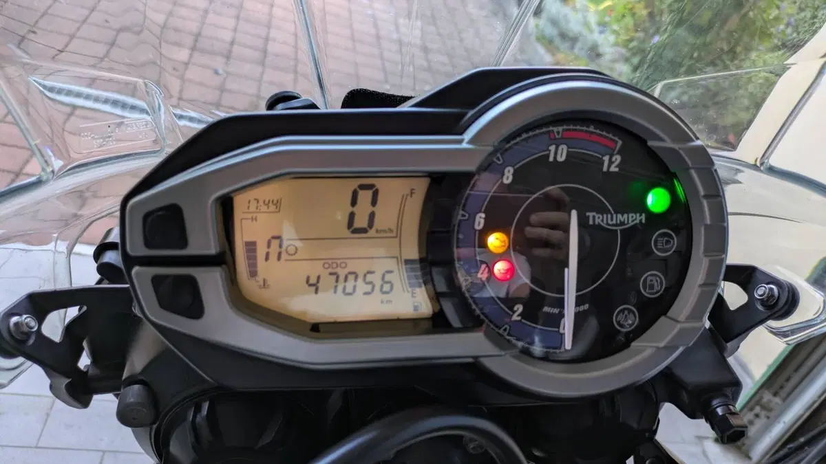 Triumph Tiger 800 (2010 - 14)  (8)