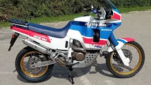 Honda   (2)