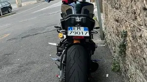 Yamaha MT-09 SP (2018 - 20)  (2)