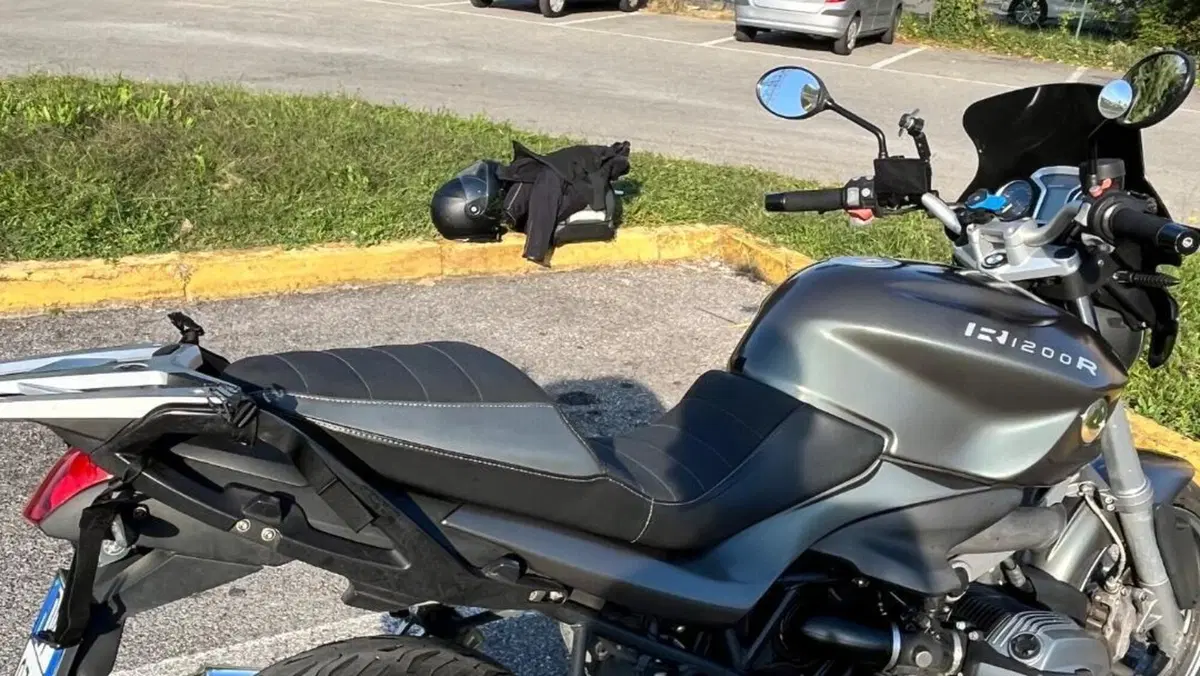 Bmw R 1200 R (2011 - 14)  (2)