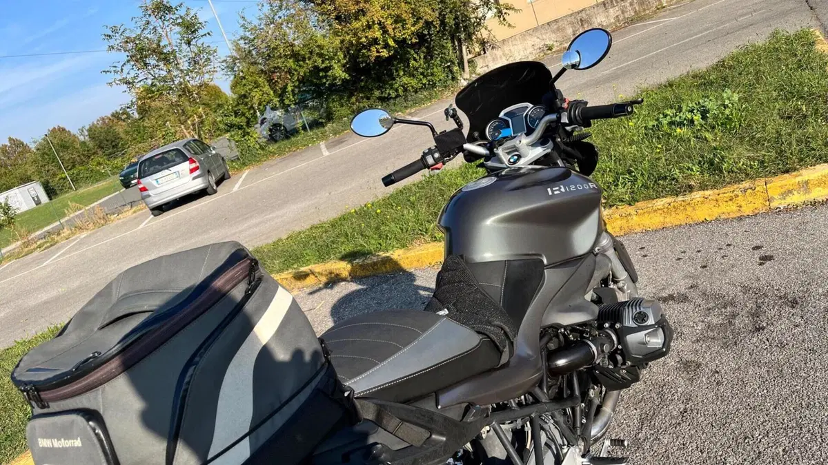 Bmw R 1200 R (2011 - 14)  (10)