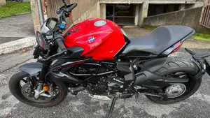 MV Agusta Dragster 800 Rosso (2021 - 23) 