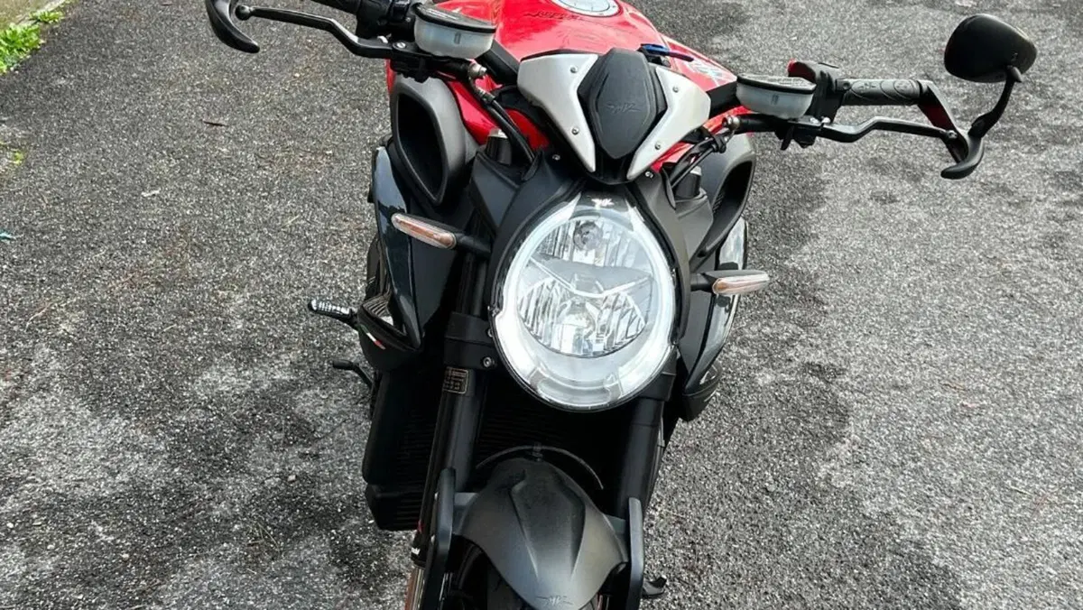 MV Agusta Dragster 800 Rosso (2021 - 23)  (7)