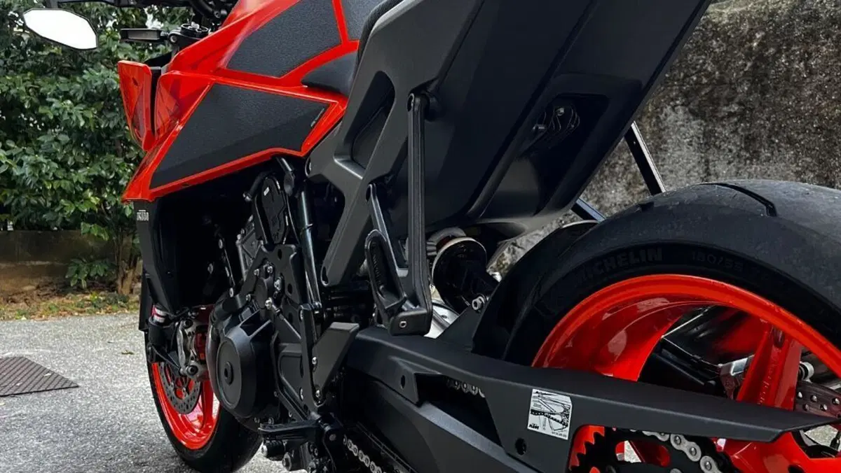 KTM 990 Duke (2024 - 26)  (5)
