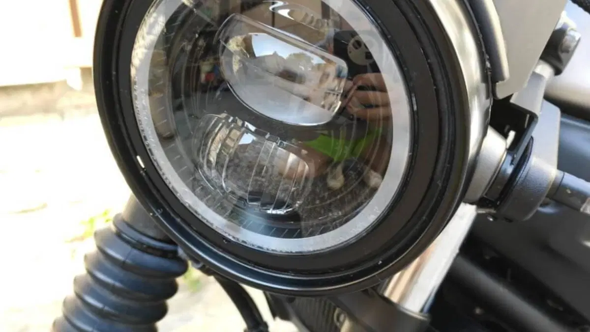 Yamaha XSR 700 ABS (2016 - 20)  (3)