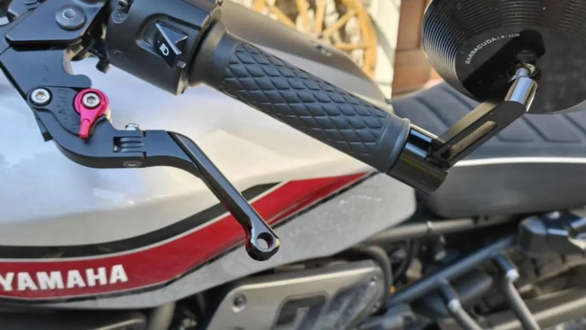 Yamaha XSR 700 ABS (2016 - 20)  (6)