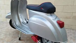 Vespa   (7)