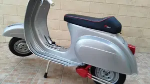 Vespa   (6)