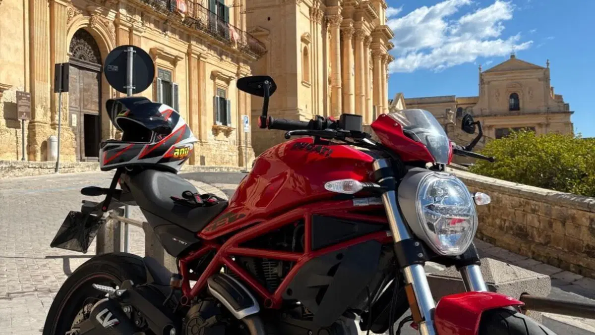 Ducati Monster 797 Plus (2019)  (2)