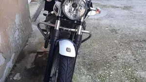 Moto Guzzi V7 Classic (2008 - 12) 