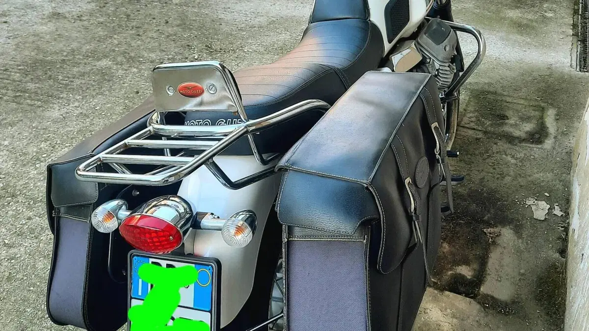 Moto Guzzi V7 Classic (2008 - 12)  (4)