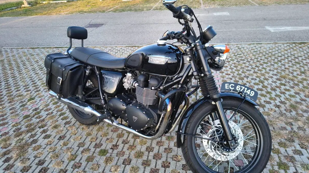 Triumph Bonneville T100 (2008 - 16) 