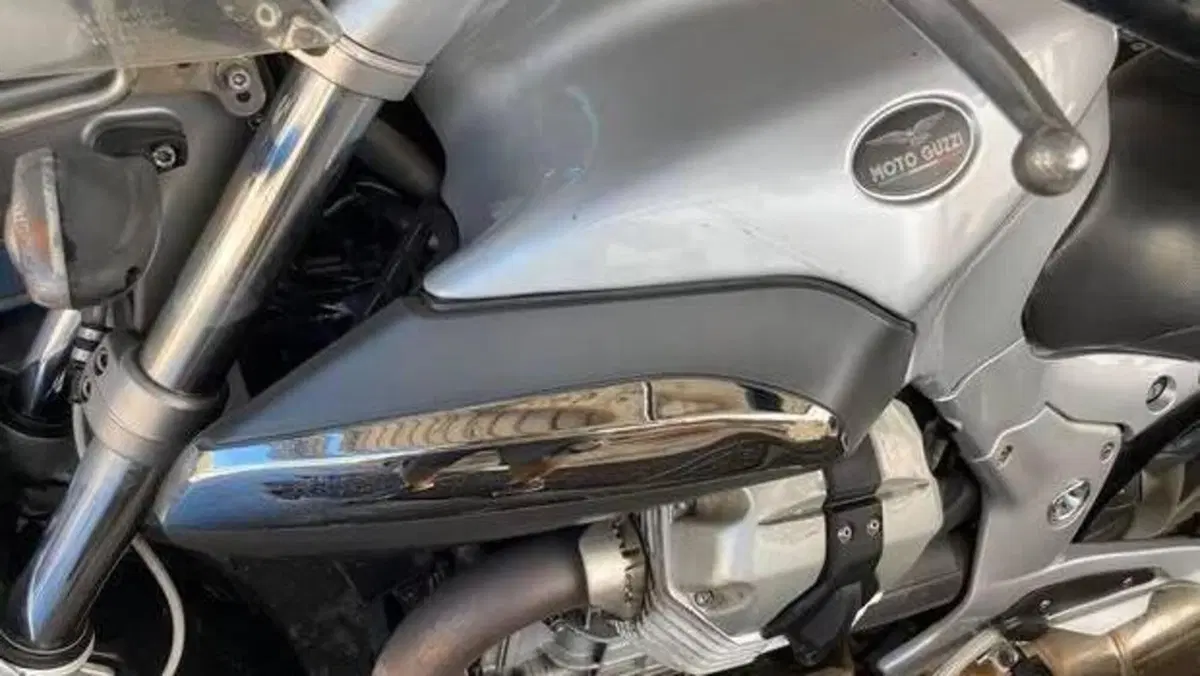 Moto Guzzi Breva 1200  (3)