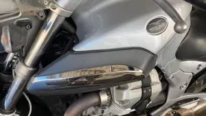 Moto Guzzi Breva 1200  (3)