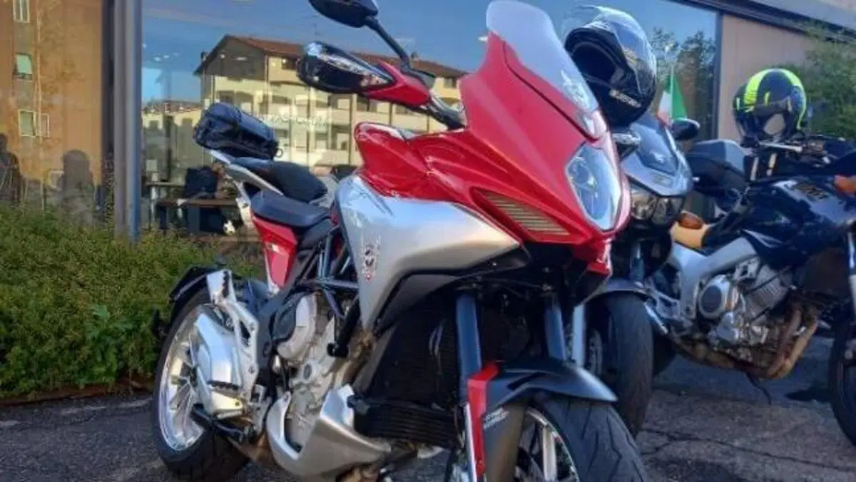 MV Agusta Turismo Veloce 800 (2014 - 16)  (7)