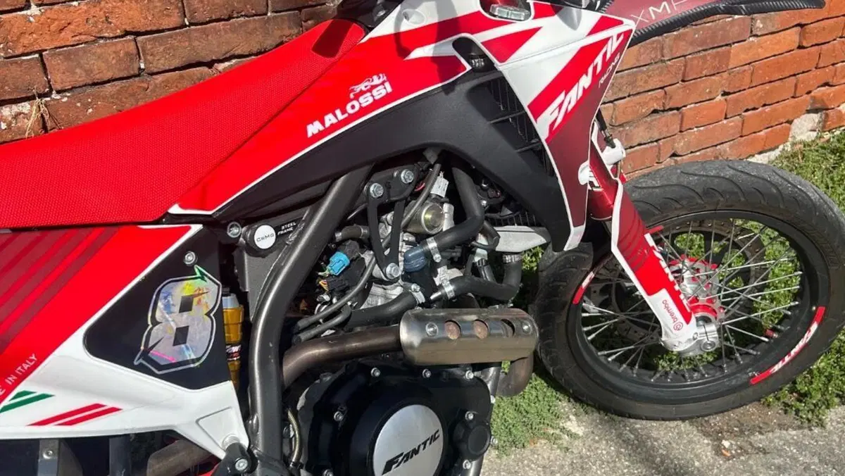 Fantic Motor XMF 125 Motard Competition 4T (2023 - 24)  (7)
