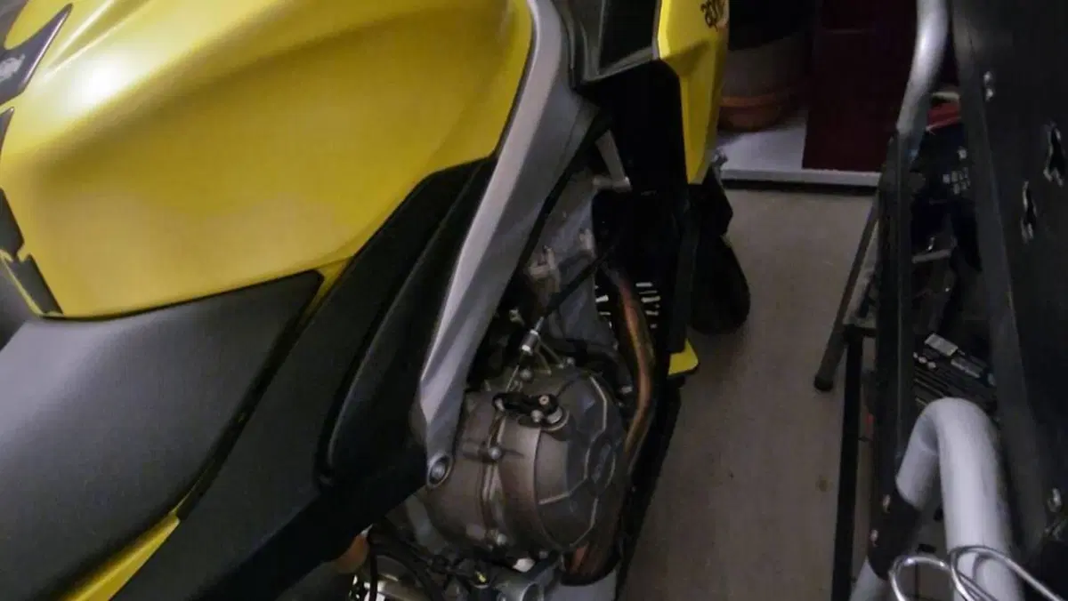 Aprilia Tuono 660 (2021 - 25)  (6)