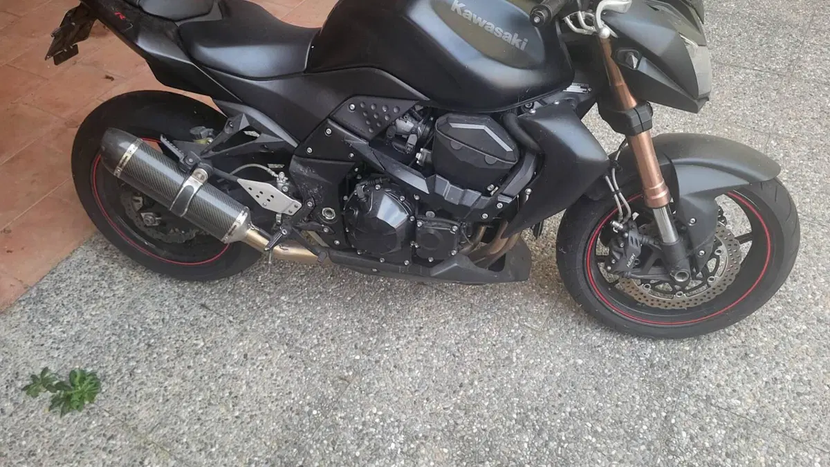 Kawasaki Z 750 R (2011 - 14) 