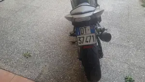 Kawasaki Z 750 R (2011 - 14)  (8)