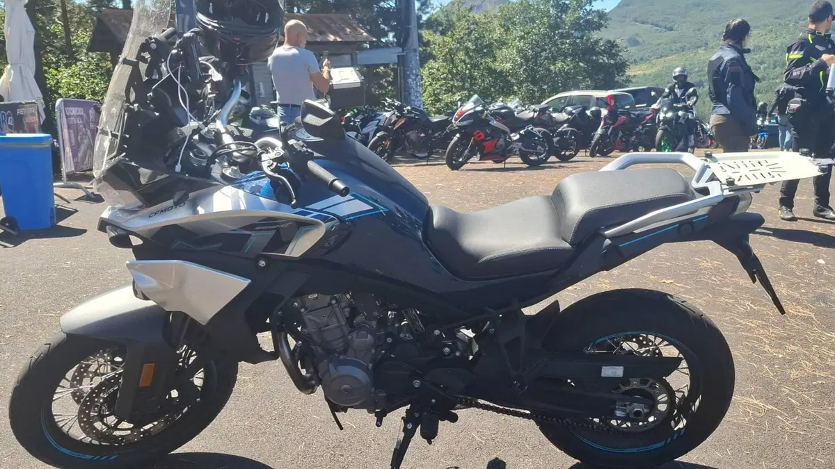 CFMOTO 800MT Sport (2022 - 26)  (2)
