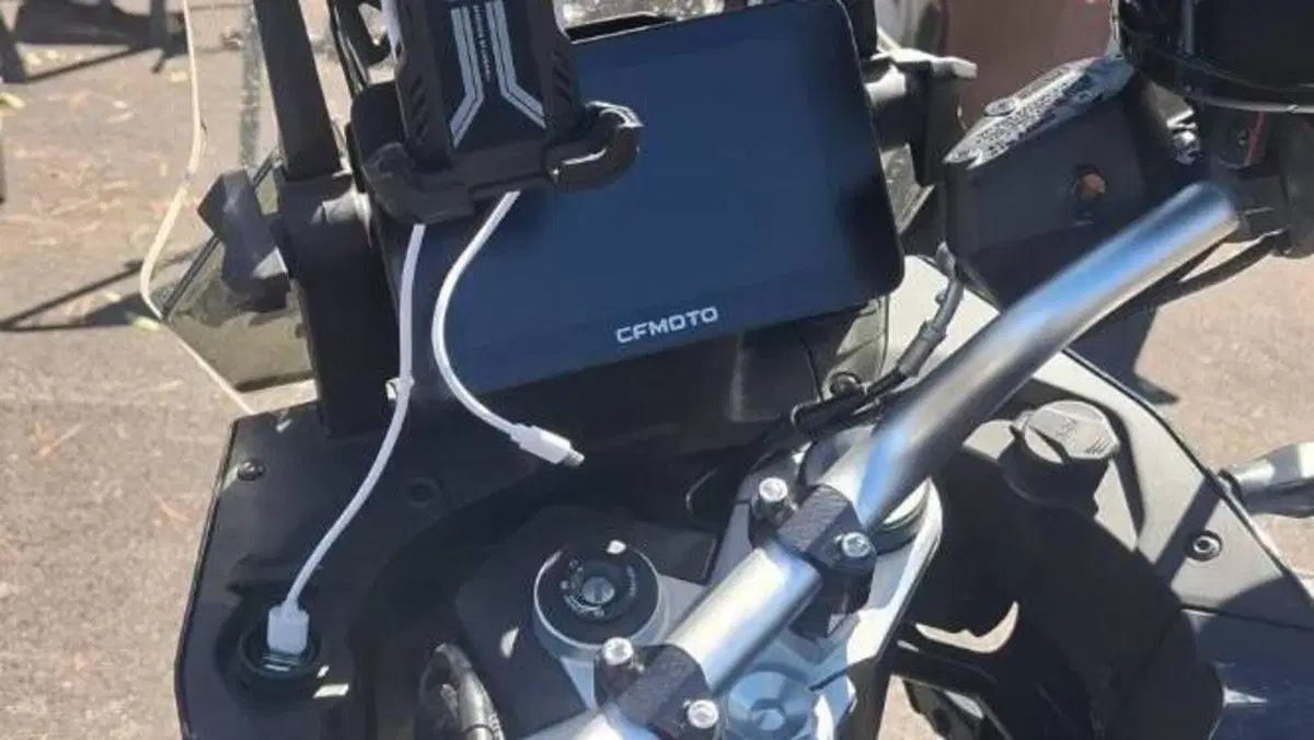 CFMOTO 800MT Sport (2022 - 26)  (4)