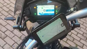 Moto Guzzi V85 TT (2021 - 23) 