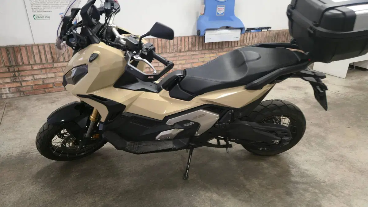 Honda X-ADV 750 DCT (2021 - 24)  (2)