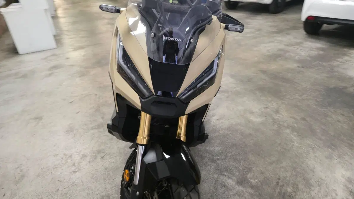 Honda X-ADV 750 DCT (2021 - 24)  (5)