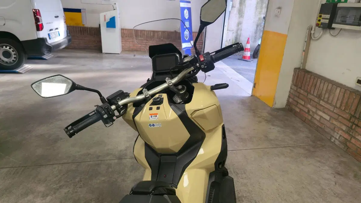 Honda X-ADV 750 DCT (2021 - 24)  (11)
