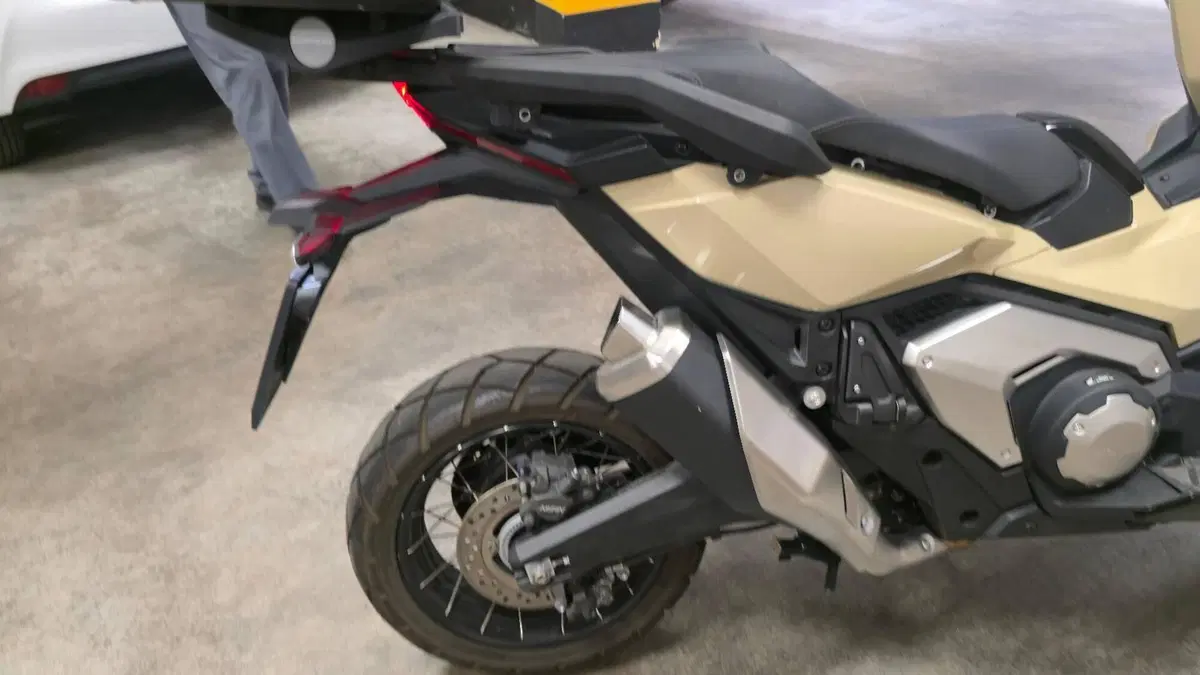 Honda X-ADV 750 DCT (2021 - 24)  (15)