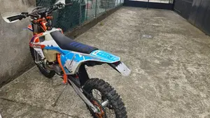 KTM 300 EXC E Six Days TPI (2019)  (3)
