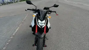 Honda CB 750 Hornet (2023 - 24)  (6)
