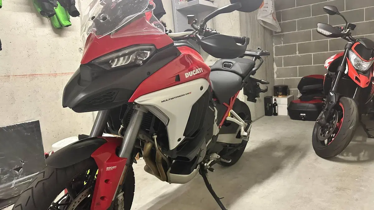 Ducati Multistrada V4 (2021 - 24)  (2)