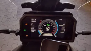 Yamaha Tracer 9 GT+ (2023 - 24)  (6)