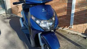 Piaggio Beverly 250 i.e. (2004 - 06)  (6)