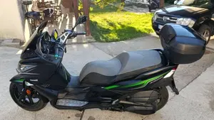 Kawasaki J 300 (2017 - 21)  (2)