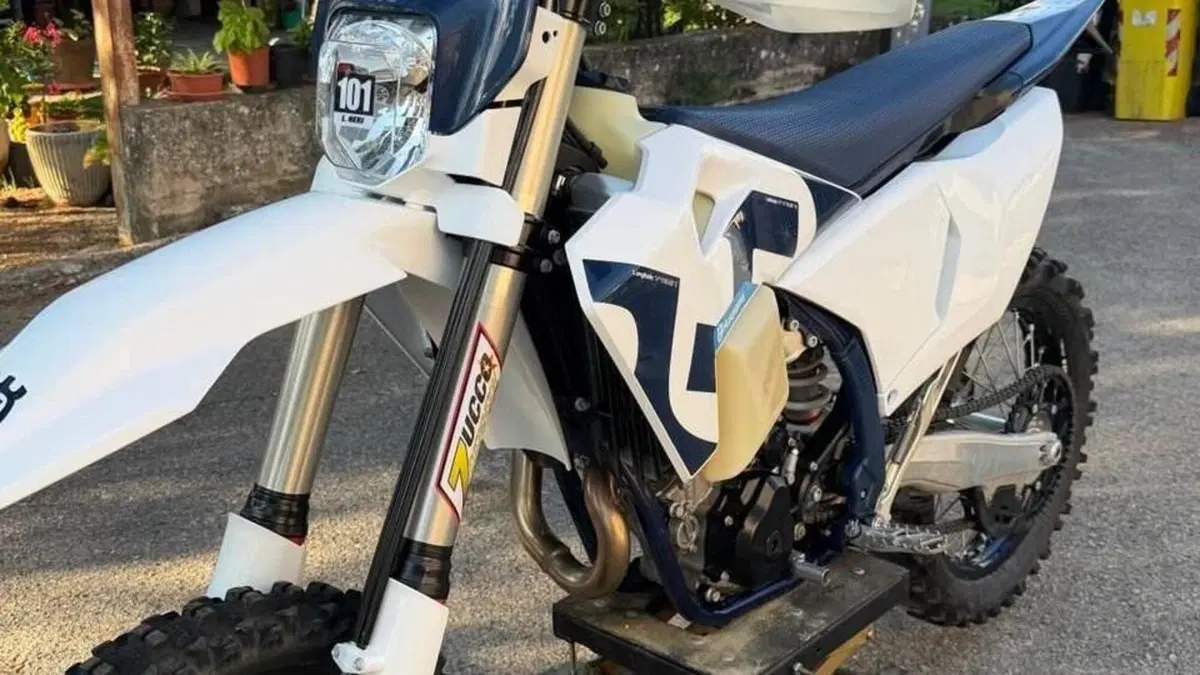 Husqvarna FE 250 (2026)  (5)