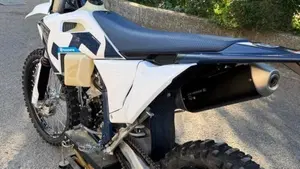 Husqvarna FE 250 (2026)  (6)