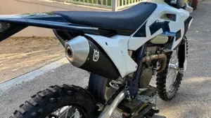 Husqvarna FE 250 (2026)  (9)