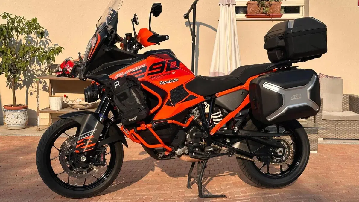 KTM 1290 Super Adventure S (2021 - 25)  (2)