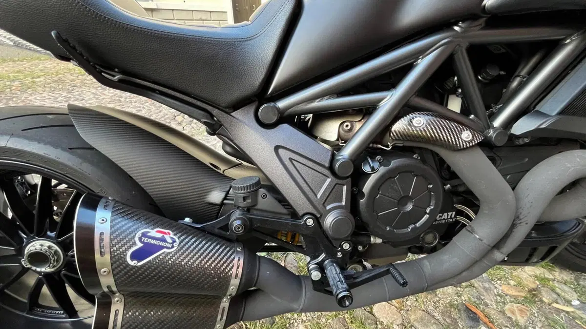 Ducati Diavel 1200 (2014 - 16)  (2)