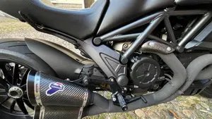 Ducati Diavel 1200 (2014 - 16)  (2)