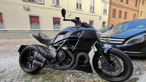 Ducati Diavel 1200 (2014 - 16)  (4)