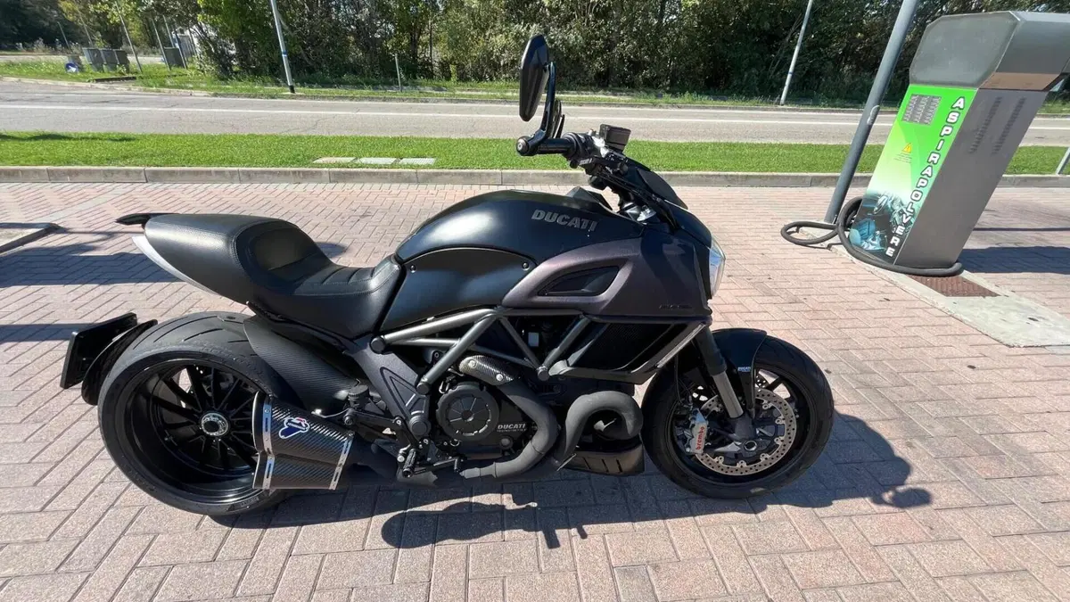 Ducati Diavel 1200 (2014 - 16)  (8)