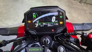 Kawasaki Z 500 SE (2024 - 27)  (2)