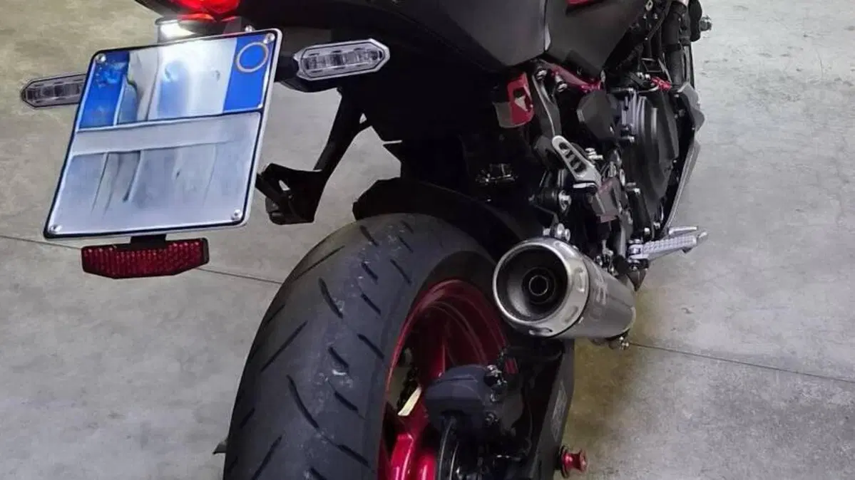 Kawasaki Z 500 SE (2024 - 27)  (4)