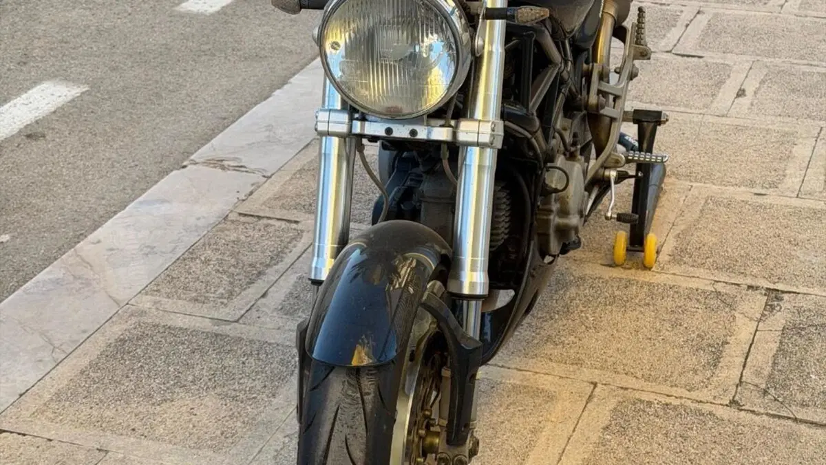 Ducati Monster 620 Dark (2003 - 06)  (3)