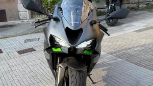 Kawasaki Ninja 636 ZX-6R (2024 - 27)  (5)