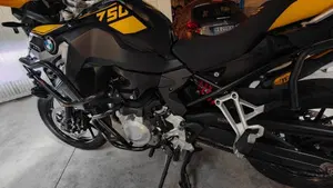 Bmw F 750 GS Edition 40 Years GS (2021)  (3)